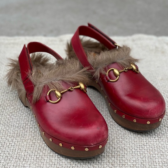 Gucci Amstel Horsebit red leather slingback accent round toe fur trim clogs - Picture 9 of 17